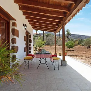 El Algarrobero Santa Lucía